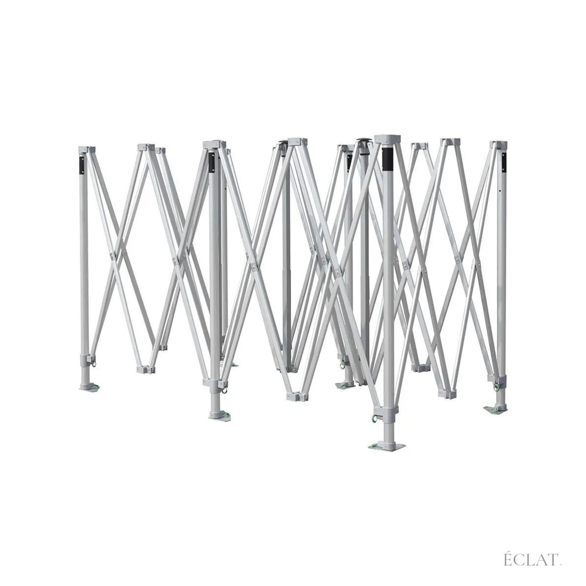 Structure pliante en aluminium de la tente 3 × 6 m dépliée, avec ses croisillons et ses pieds à platine