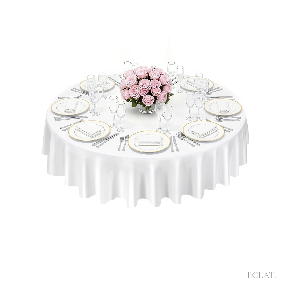 Nappe ronde blanche en polyester sur une table ronde dressée, vue de haut sur fond blanc