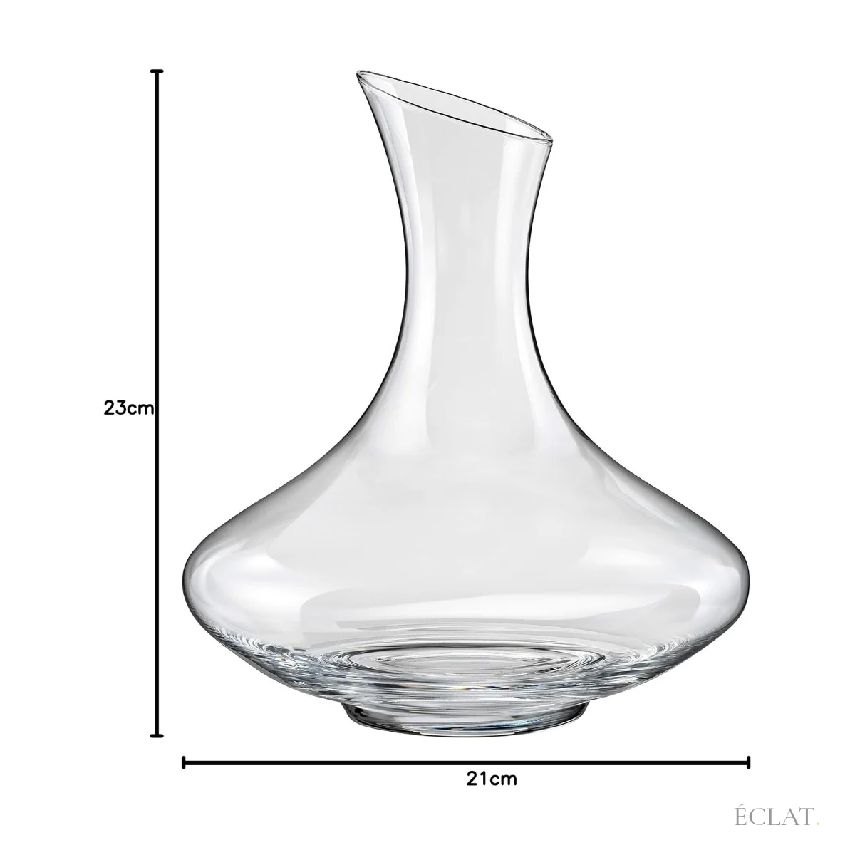 Dimensions de la carafe à décanter en cristal : 23 cm de haut pour 21 cm de diamètre